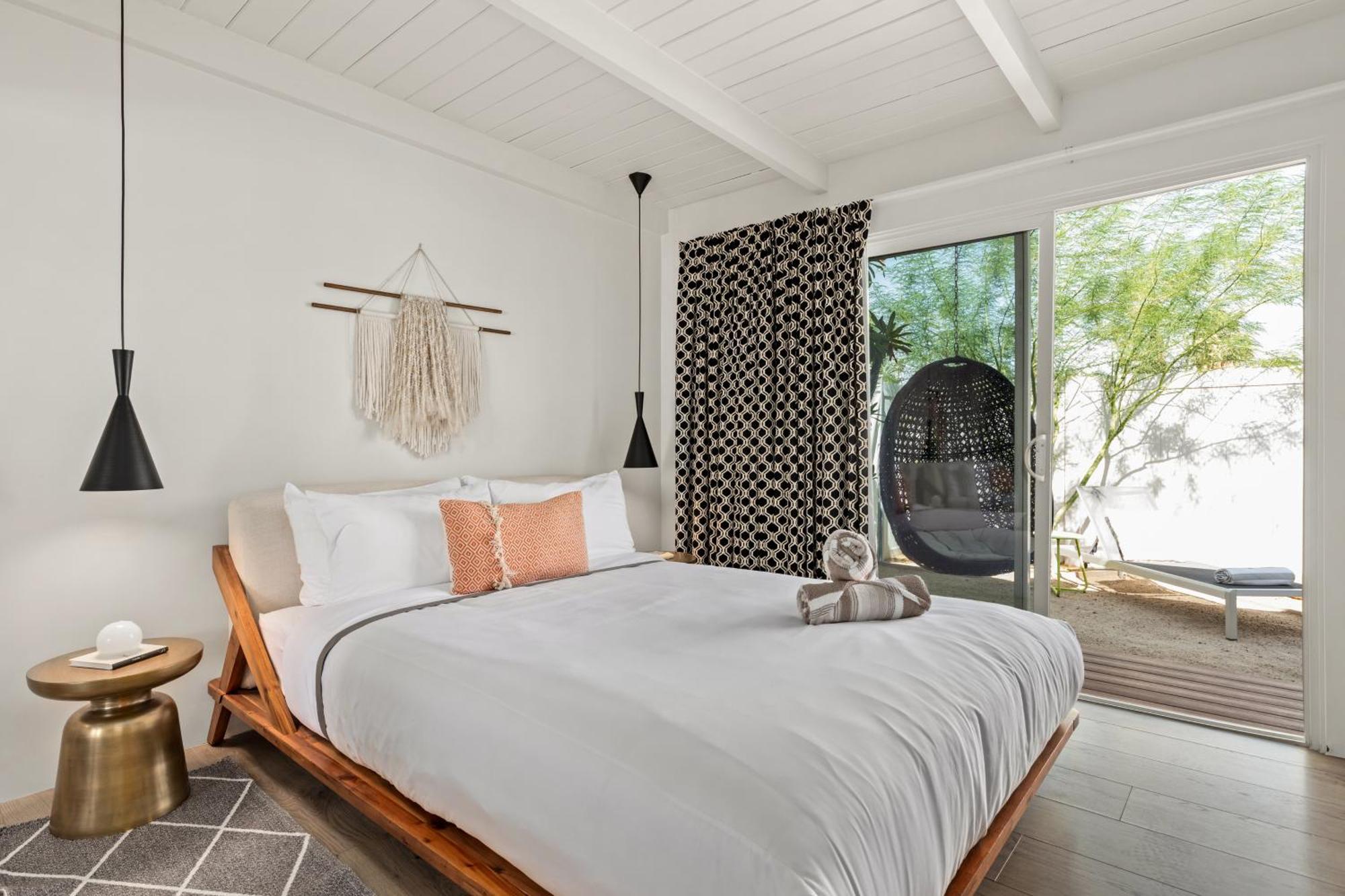 2-BR Premier
