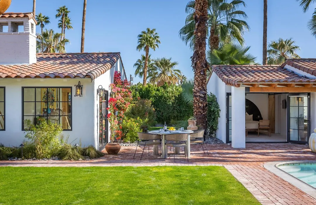 Casa De Tierra By Acme House Company-1
