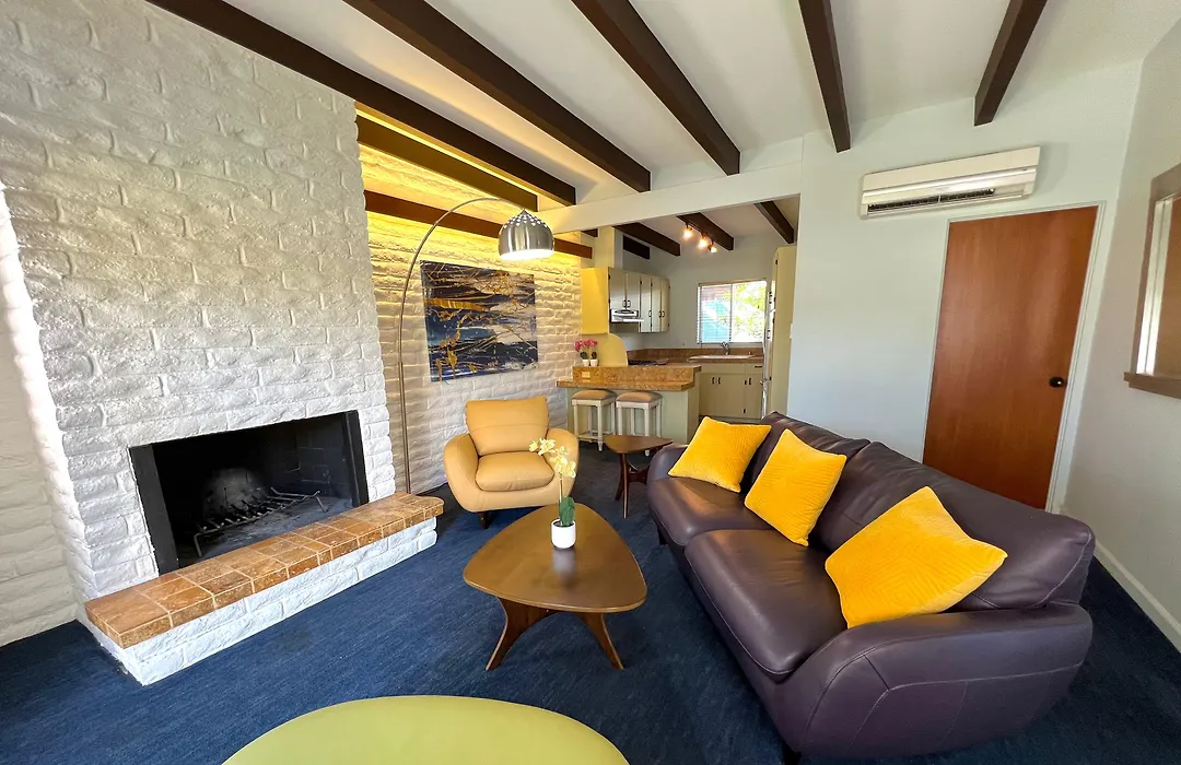 Atrium Palm Springs - G A Y Mens Resort-1