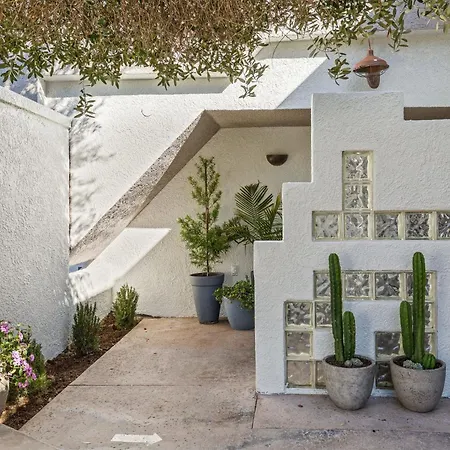 Casa Oliver Hotel & Resort - A Men'S Clothing Optional Resort In Palm Springs-3
