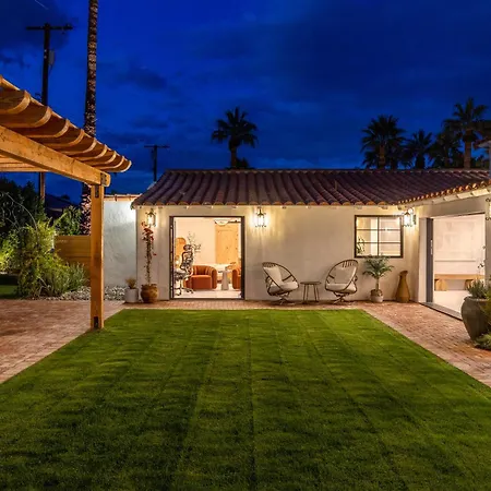 Casa De Tierra By Acme House Company-2