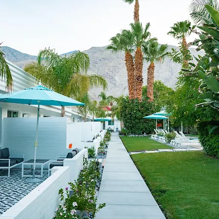 Bellevue Oasis - Adults Only-3