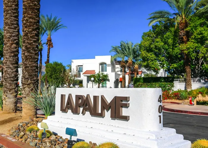 Modern & Uncluttered Villa Palm Springs
