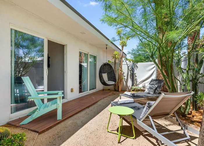 The Weekend By Avantsay Palm Springs